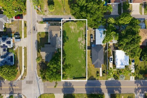 Casa en venta en Saint Petersburg, Florida, 3 dormitorios, 162.86 m2 № 2143467 - foto 2