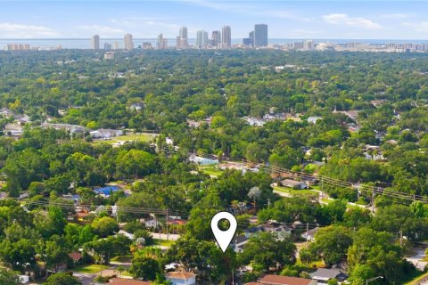Casa en venta en Saint Petersburg, Florida, 3 dormitorios, 162.86 m2 № 2143467 - foto 3