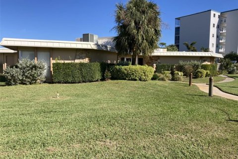 Copropriété à vendre à Bradenton, Floride: 1 chambre, 69.68 m2 № 1552939 - photo 17