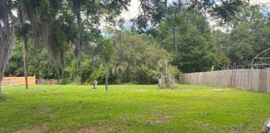 Terrain à Brooksville, Floride № 2238726