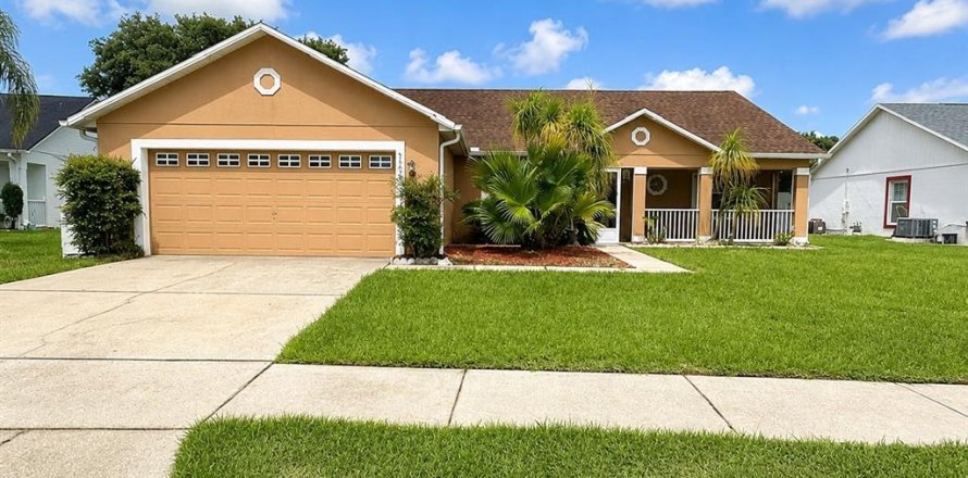 Villa ou maison à Kissimmee, Floride 3 chambres, 149.2 m2 № 2148121
