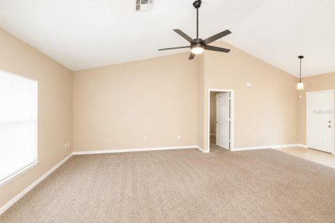 Villa ou maison à vendre à Kissimmee, Floride: 3 chambres, 149.2 m2 № 2148121 - photo 6