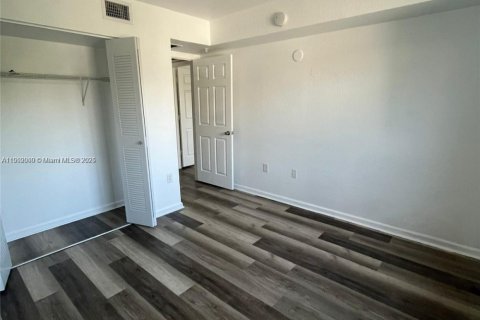 Condominio en alquiler en Homestead, Florida, 2 dormitorios, 83.61 m2 № 2057596 - foto 7