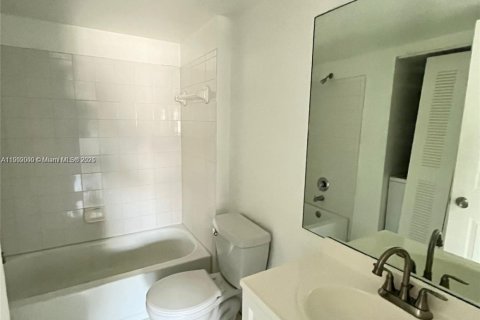 Condominio en alquiler en Homestead, Florida, 2 dormitorios, 83.61 m2 № 2057596 - foto 5