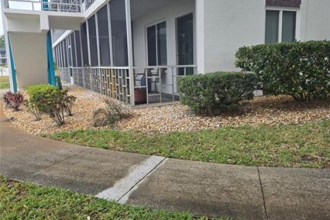 Condominio en venta en Lakeland, Florida, 2 dormitorios, 75.81 m2 № 1612401 - foto 22