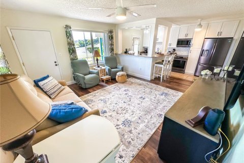 Condominio en venta en Lakeland, Florida, 2 dormitorios, 75.81 m2 № 1612401 - foto 8