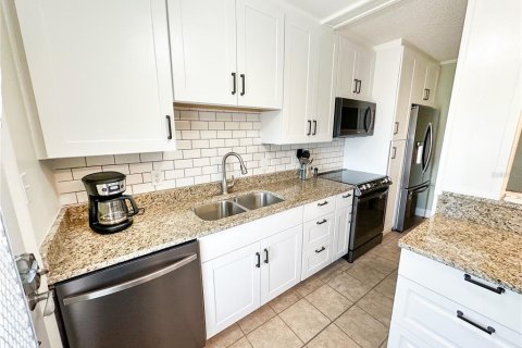 Condominio en venta en Lakeland, Florida, 2 dormitorios, 75.81 m2 № 1612401 - foto 11