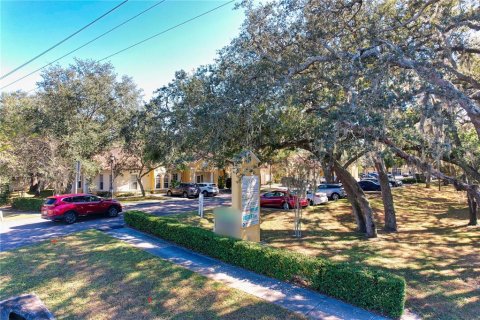 Commercial property in Tampa, Florida 116.13 sq.m. № 2213271 - photo 7