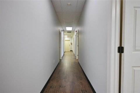 Commercial property in Tampa, Florida 116.13 sq.m. № 2213271 - photo 12