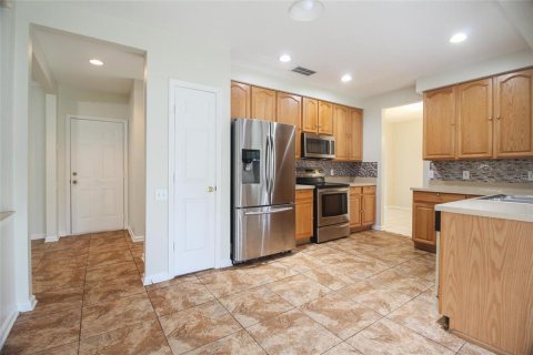 Casa en alquiler en Kissimmee, Florida, 4 dormitorios, 197.97 m2 № 1911537 - foto 7