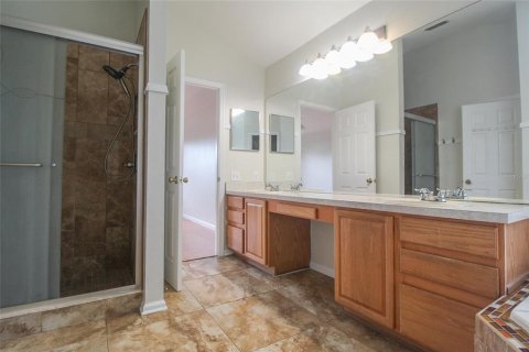 Casa en alquiler en Kissimmee, Florida, 4 dormitorios, 197.97 m2 № 1911537 - foto 18