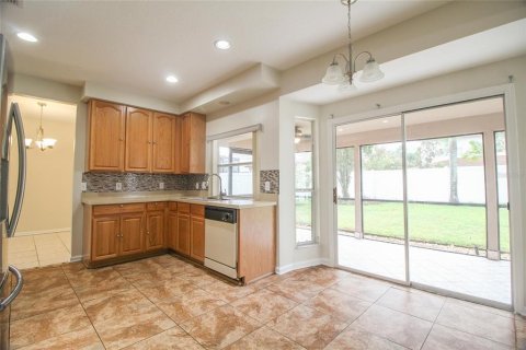 Casa en alquiler en Kissimmee, Florida, 4 dormitorios, 197.97 m2 № 1911537 - foto 5