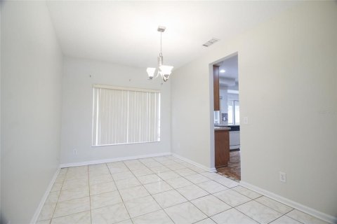 Casa en alquiler en Kissimmee, Florida, 4 dormitorios, 197.97 m2 № 1911537 - foto 4