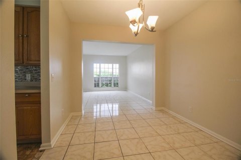 Casa en alquiler en Kissimmee, Florida, 4 dormitorios, 197.97 m2 № 1911537 - foto 10