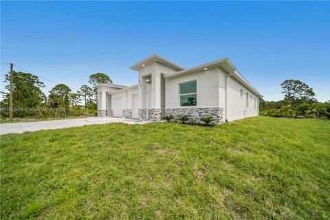 Immobilier commercial à vendre à Lehigh Acres, Floride № 1794781 - photo 4