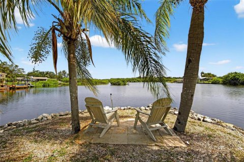 Casa en venta en Largo, Florida, 4 dormitorios, 187.66 m2 № 1827153 - foto 4