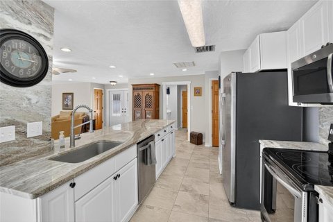 Casa en venta en Largo, Florida, 4 dormitorios, 187.66 m2 № 1827153 - foto 29