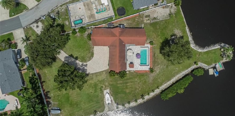 Casa en Largo, Florida 4 dormitorios, 187.66 m2 № 1827153