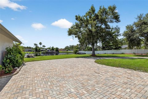 Casa en venta en Largo, Florida, 4 dormitorios, 187.66 m2 № 1827153 - foto 14