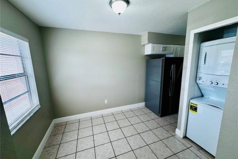 Casa en alquiler en Kissimmee, Florida, 2 dormitorios, 92.07 m2 № 1902321 - foto 7
