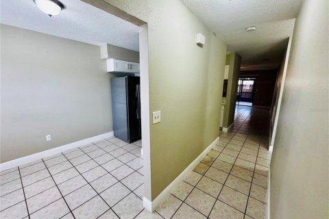 Casa en alquiler en Kissimmee, Florida, 2 dormitorios, 92.07 m2 № 1902321 - foto 6