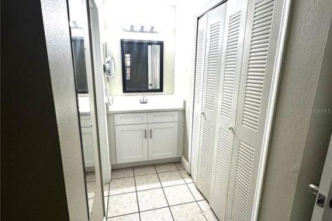 Casa en alquiler en Kissimmee, Florida, 2 dormitorios, 92.07 m2 № 1902321 - foto 15