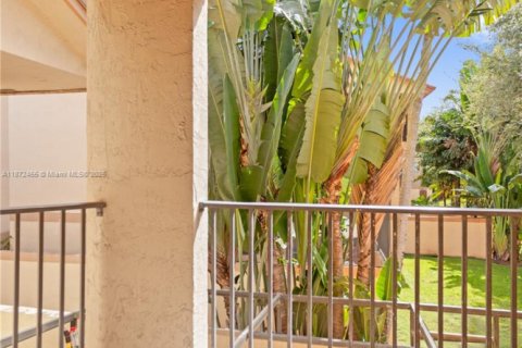 Casa en venta en Pembroke Pines, Florida, 3 dormitorios № 1898223 - foto 6