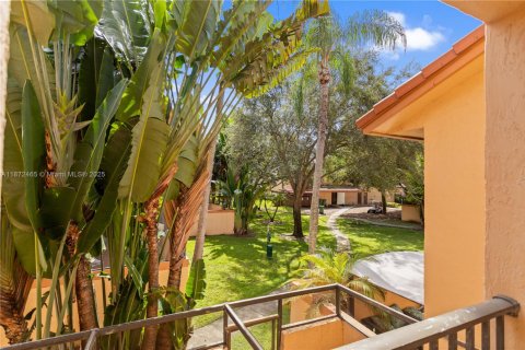 Casa en venta en Pembroke Pines, Florida, 3 dormitorios № 1898223 - foto 16