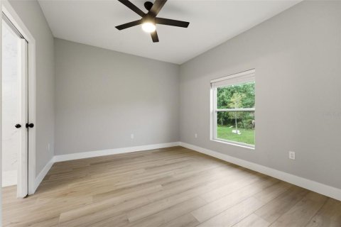 Immobilier commercial à vendre à Port Charlotte, Floride: 6 chambres, 224.17 m2 № 2290671 - photo 21