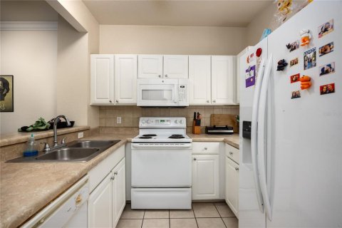 Copropriété à vendre à Gainesville, Floride: 1 chambre, 93.09 m2 № 1903669 - photo 6