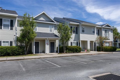 Copropriété à vendre à Gainesville, Floride: 1 chambre, 93.09 m2 № 1903669 - photo 2