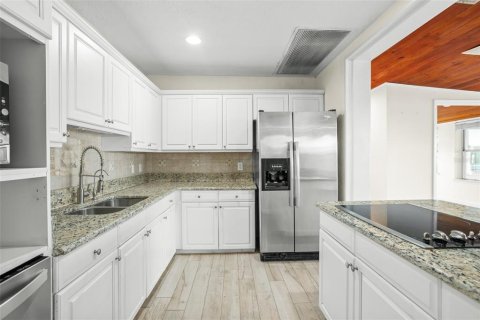Casa en alquiler en Windermere, Florida, 3 dormitorios, 125.7 m2 № 1534832 - foto 8