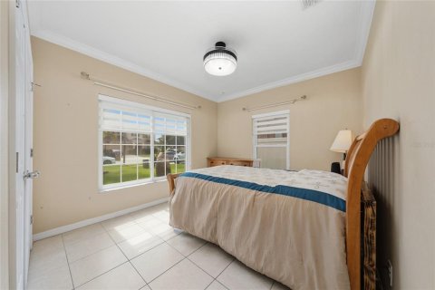 House in Kissimmee, Florida 3 bedrooms, 138.7 sq.m. № 2227776 - photo 13