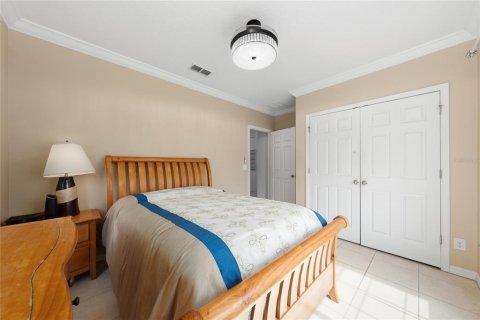 House in Kissimmee, Florida 3 bedrooms, 138.7 sq.m. № 2227776 - photo 14