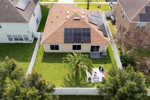 House in Kissimmee, Florida 3 bedrooms, 138.7 sq.m. № 2227776 - photo 9