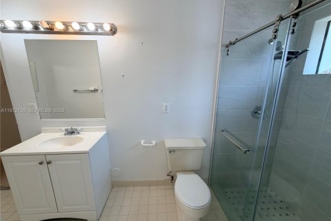 Touwnhouse à vendre à North Lauderdale, Floride: 3 chambres, 124.12 m2 № 2042295 - photo 10