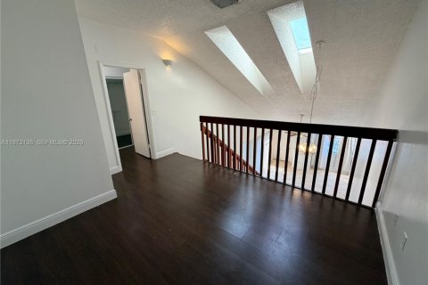 Touwnhouse à vendre à North Lauderdale, Floride: 3 chambres, 124.12 m2 № 2042295 - photo 5