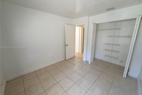 Touwnhouse à vendre à North Lauderdale, Floride: 3 chambres, 124.12 m2 № 2042295 - photo 6
