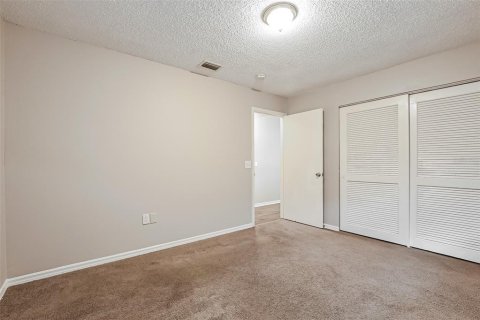House in Tavares, Florida 3 bedrooms, 128.95 sq.m. № 2275774 - photo 14