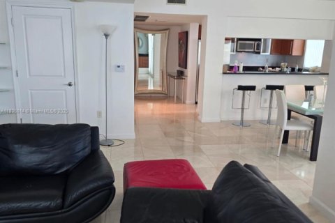 Copropriété à louer à Fort Lauderdale, Floride: 3 chambres, 168.25 m2 № 1935680 - photo 4