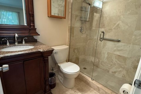 Condo in Pembroke Pines, Florida, 1 bedroom  № 1762593 - photo 13