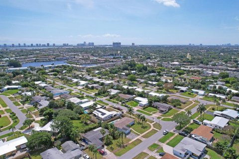 Casa en venta en North Palm Beach, Florida, 3 dormitorios, 127.74 m2 № 1098814 - foto 1