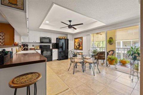 Townhouse in Tierra Verde, Florida 2 bedrooms, 181.16 sq.m. № 1798297 - photo 3