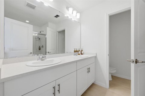 Villa ou maison à vendre à Groveland, Floride: 5 chambres, 256.87 m2 № 2149285 - photo 9