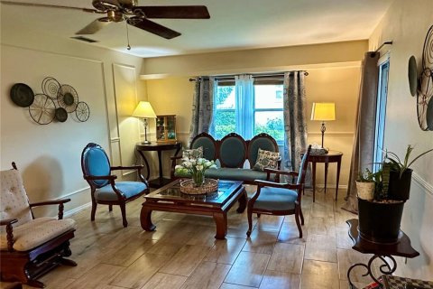 Copropriété à vendre à DeLand, Floride: 2 chambres, 98.76 m2 № 2157697 - photo 6