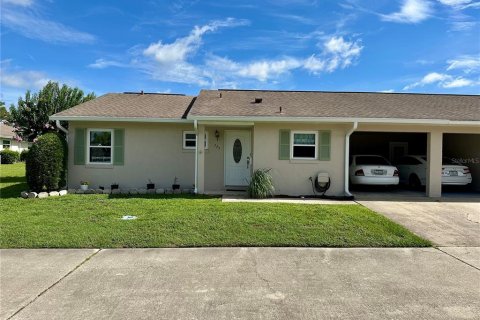 Condo in DeLand, Florida, 2 bedrooms № 2157697