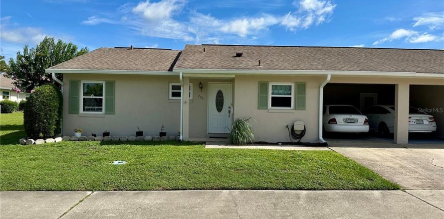 Condo à DeLand, Floride, 2 chambres № 2157697