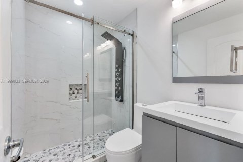 House in Tamarac, Florida 3 bedrooms, 143.63 sq.m. № 2066221 - photo 28