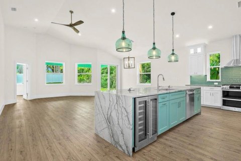 House in Flagler Beach, Florida 3 bedrooms, 162.95 sq.m. № 1657981 - photo 8