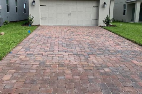 Casa en alquiler en Orlando, Florida, 5 dormitorios, 245.08 m2 № 1918464 - foto 18